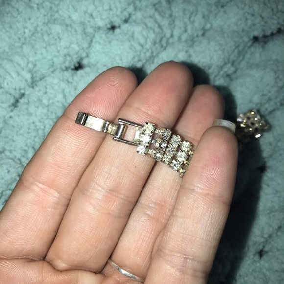 Faux Diamond bracelet - Picture 5 of 8